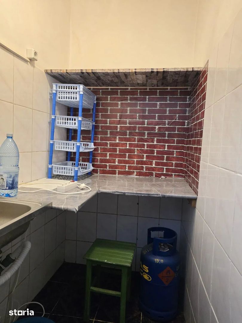 De vanzare garsoniera Tiglina 1, la A-uri, et. 2, 36.000 euro