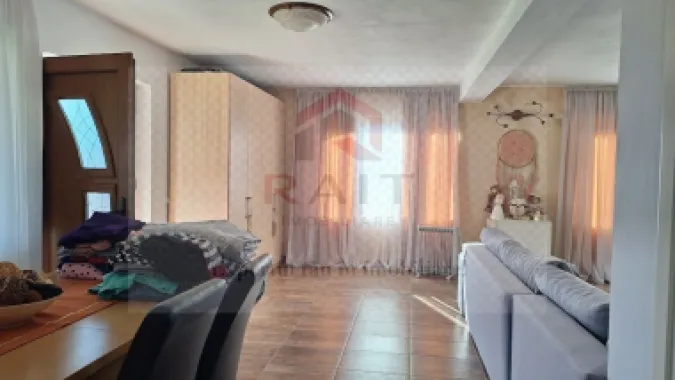 Casa de Vanzare Corbeni- Oestii- Arges