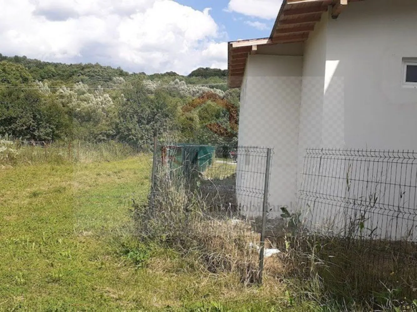 Hala de Inchiriat Godeni Arges