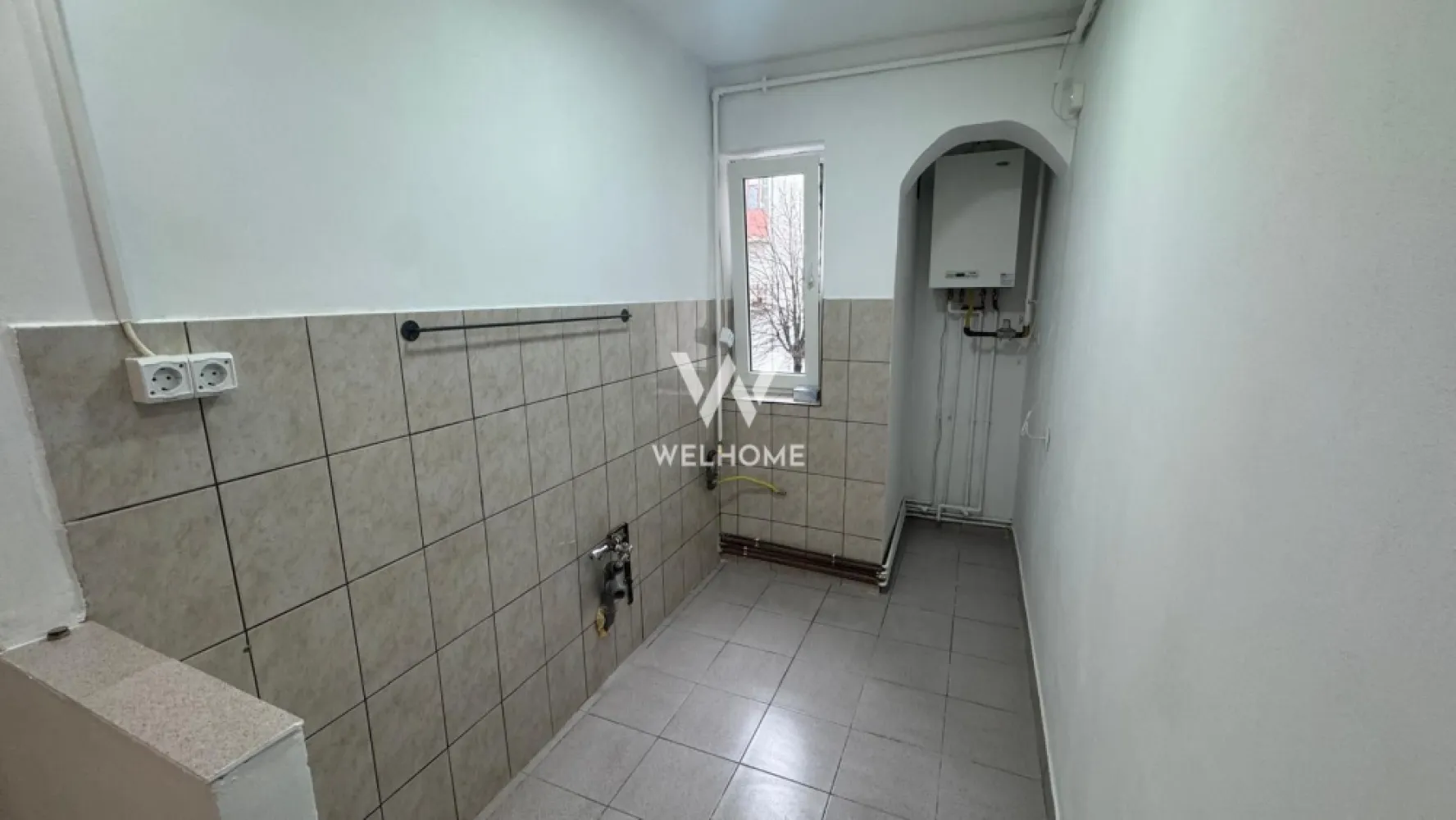 Apartament 3 camere, etaj 1, balcon închis – Aleea Șteaza