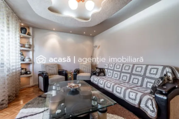Apartament 3 camere Micalaca 300. Vedere superbă spre Mureș