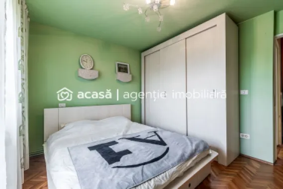 Apartament 3 camere Micalaca 300. Vedere superbă spre Mureș