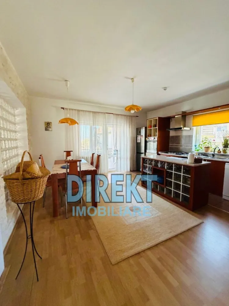 Casa individuala , zona Valea Ghinzii, si 2100 mp teren aferent