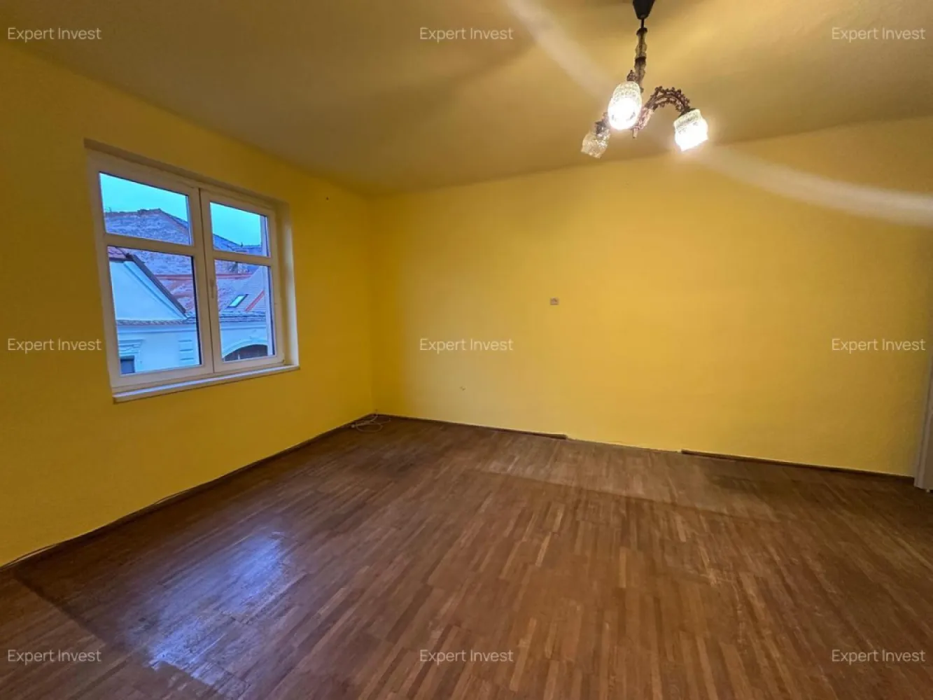 Apartament 3 camere | 95 mp | Etaj 1 | SIBIU - zona Centrala - 9 Mai