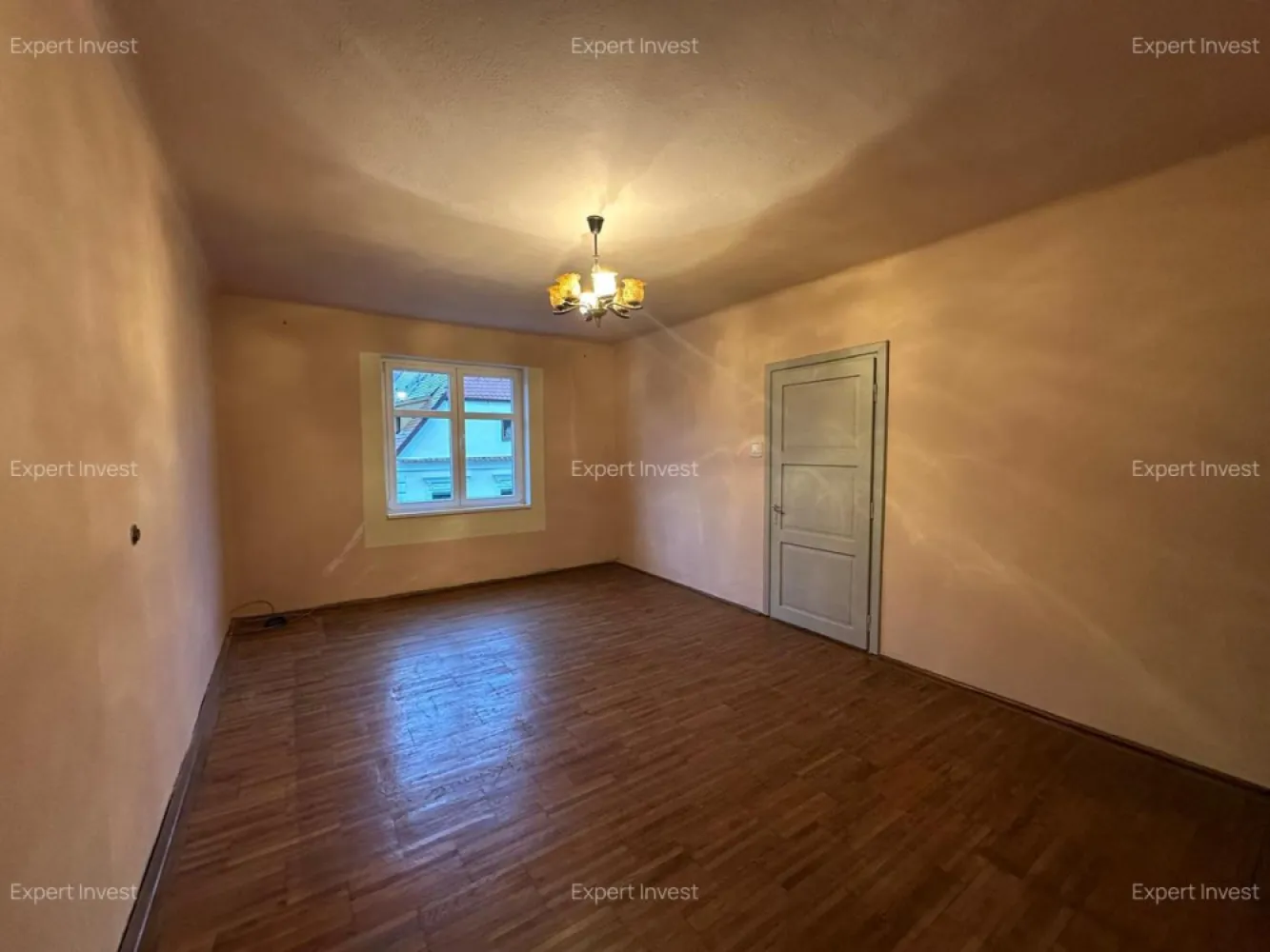 Apartament 3 camere | 95 mp | Etaj 1 | SIBIU - zona Centrala - 9 Mai