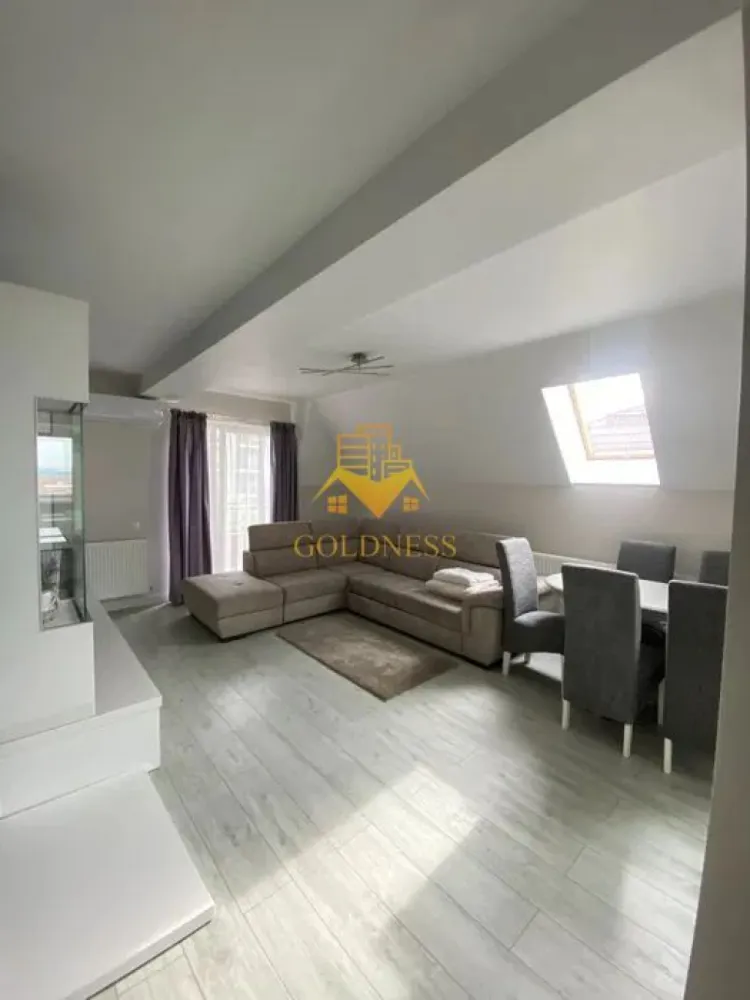 4 Camere Open space, Europa, Calea turzii, Parcare, Observatorului - GOLDNESS Imobiliare vă propune spre închiriere un apartament cu 4 camere complet mobilat și utilat, la etajul 2 într-un imobil de 2 etaje, în Cartierul Europa. Parcare exterioara inclusa! Se află în apropierea stațiilor de transport în comun, magazine, restaurante, spații verzi, farmacii, etc. Apartamentul este compartimentat astfel: - dormitor cu pat matrimonial, dressing, noptiere, birou - dormitor cu pat matrimonial, dressing, noptiere, iesire pe balcon - dormitor cu pat matrimonial, dressing, noptiere - living cu bucatarie open space complet utilată și mobilată, canapea extensibilă, loc de servit masa - doua bai, una cu cada, calorifer port prosop și dulap pentru depozitare. - balcon 7 mp. Imobilul este dotat cu toate cele necesare- centrală proprie, frigider, aragaz, hotă, mașină de spălat haine, etc. Dacă sunteți interesați de acest apartament și doriți să îl vizionați, dar și pentru alte oferte nu ezitați să ne contactați telefonic sau prin e-mail. Vă stăm la dispoziție! Pentru intermediere se percepe un comision de 50% din prețul chiriei! }}