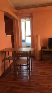 De inchiriat apartament cu o cameră pe faleza 1300 lei