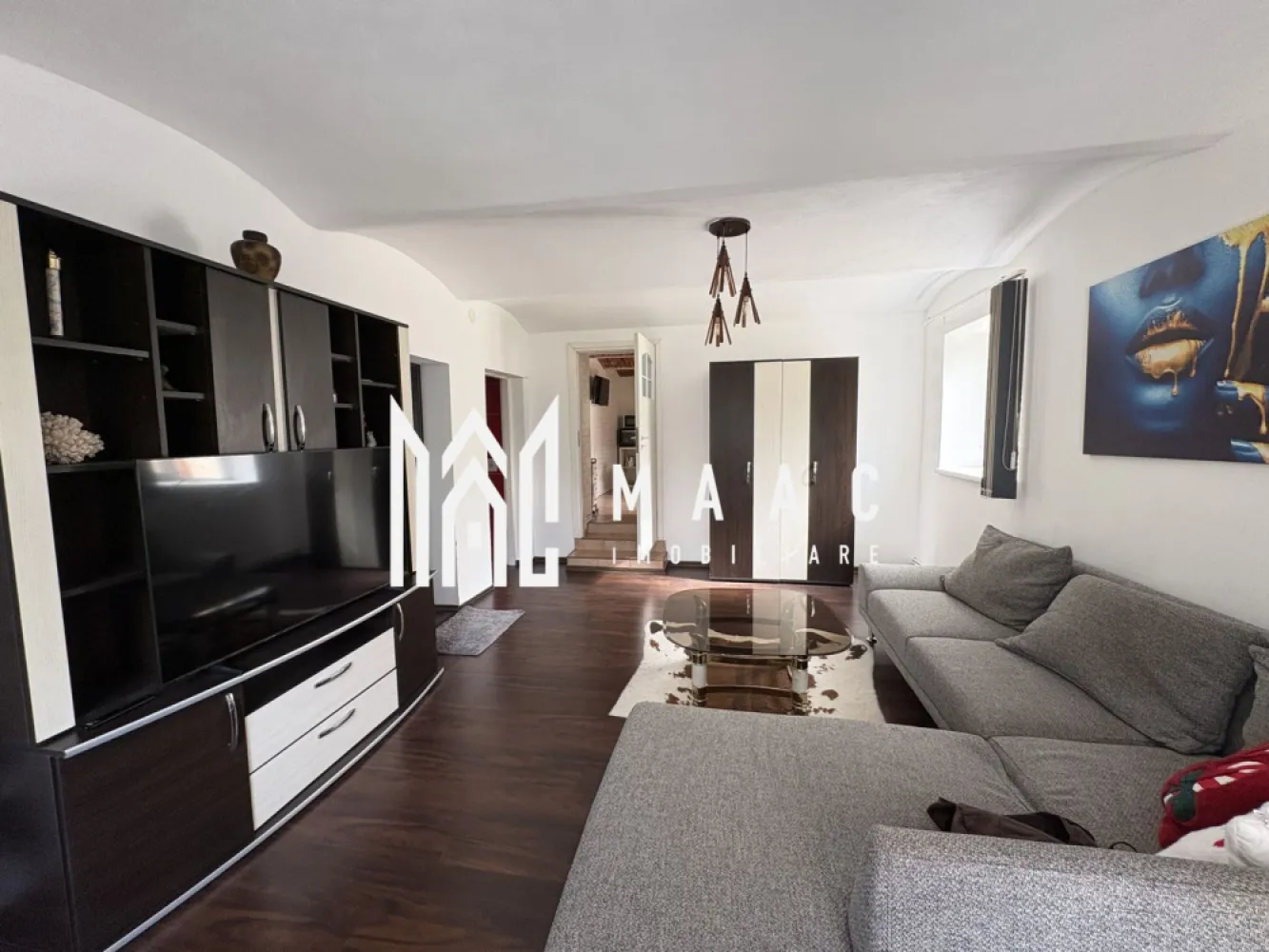 Apartament la casa 3 Camere I Zona Centrala