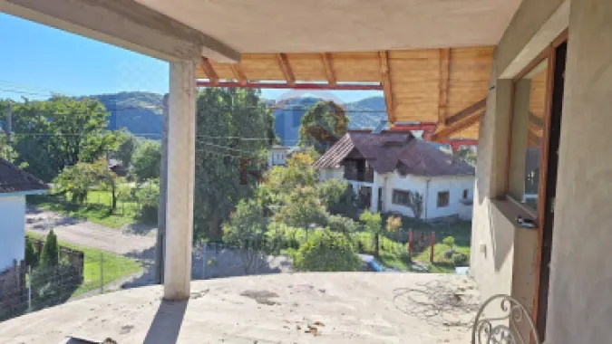 Casa de Vanzare Corbeni- Oestii- Arges