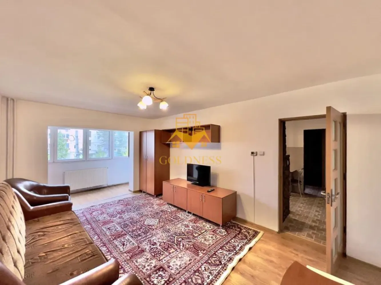 2 camere, balcon, Observatorului, Sigma Lidl, UTCN - GOLDNESS Imobiliare vă propune spre închiriere un apartament cu 2 camere complet mobilat și utilat, la etajul 2 într-un imobil de 4 etaje, în Cartierul Zorilor . Se poate parca prin Zona. Se află în apropierea stațiilor de transport în comun, magazine, restaurante, spații verzi, farmacii, etc. Apartamentul este compartimentat astfel: - dormitor cu pat matrimonial, dressing, noptiere - living cu canapea extensibila, dulap, TV - bucatarie complet utilată și mobilată, loc de servit masa - baie cu cada, calorifer port prosop și dulap pentru depozitare. - 2 balcoane de 12 mp. Imobilul este dotat cu toate cele necesare- centrală proprie, frigider, aragaz, hotă, mașină de spălat haine, etc. Dacă sunteți interesați de acest apartament și doriți să îl vizionați, dar și pentru alte oferte nu ezitați să ne contactați telefonic sau prin e-mail. Vă stăm la dispoziție! Pentru intermediere se percepe un comision de 50% din prețul chiriei! }}