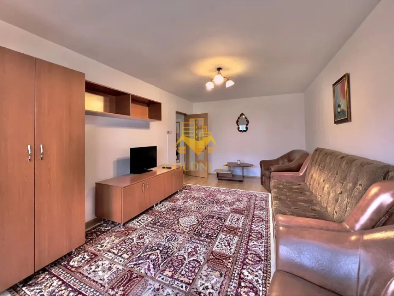 2 camere, balcon, Observatorului, Sigma Lidl, UTCN - GOLDNESS Imobiliare vă propune spre închiriere un apartament cu 2 camere complet mobilat și utilat, la etajul 2 într-un imobil de 4 etaje, în Cartierul Zorilor . Se poate parca prin Zona. Se află în apropierea stațiilor de transport în comun, magazine, restaurante, spații verzi, farmacii, etc. Apartamentul este compartimentat astfel: - dormitor cu pat matrimonial, dressing, noptiere - living cu canapea extensibila, dulap, TV - bucatarie complet utilată și mobilată, loc de servit masa - baie cu cada, calorifer port prosop și dulap pentru depozitare. - 2 balcoane de 12 mp. Imobilul este dotat cu toate cele necesare- centrală proprie, frigider, aragaz, hotă, mașină de spălat haine, etc. Dacă sunteți interesați de acest apartament și doriți să îl vizionați, dar și pentru alte oferte nu ezitați să ne contactați telefonic sau prin e-mail. Vă stăm la dispoziție! Pentru intermediere se percepe un comision de 50% din prețul chiriei! }}