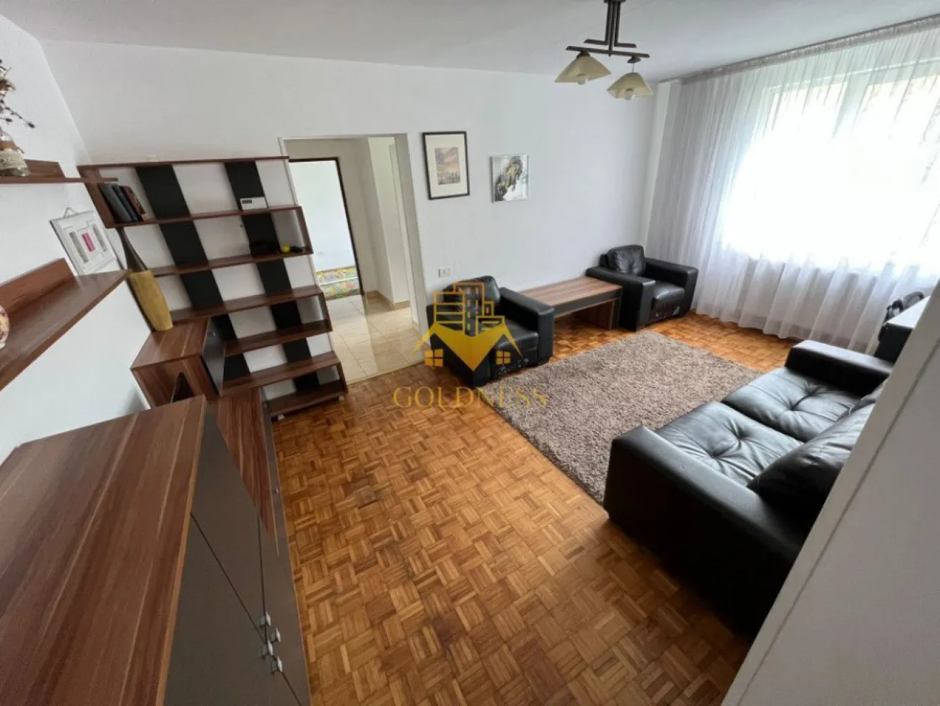 3 camere mobilat modern Piata Abator parcare proprie