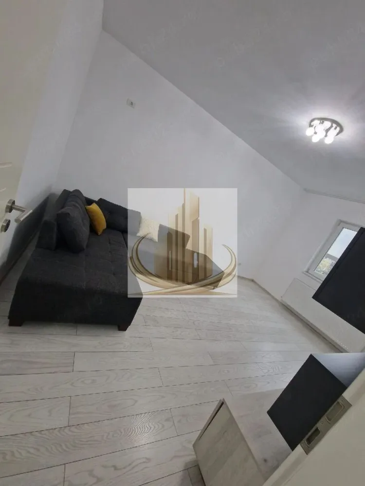 🏡 Apartament 2 camere Lux, Calea Urseni - 🏡 Apartament 2 camere modern – Calea Urseni Grand Mobilis Imobiliare vă propune spre închiriere un apartament modern cu 2 camere, situat în zona Soarelui, pe Calea Urseni ✔ Compartimentare eficientă: * 1 dormitor confortabil * Living spațios * Bucătărie închisă ✔ Complet mobilat și utilat: * Frigider * Aragaz + cuptor * Hotă * Cuptor cu microunde * Mașină de spălat ✔ Confort sporit: * Centrală proprie cu calorifere * Baie modernă cu cadă * Finisaje moderne 📍 Locație bună, cu acces facil către puncte de interes, magazine și mijloace de transport. 💶 Chirie: 350 €/lună 💰 Garanție: 350 € 📞 Pentru mai multe informații sau programarea unei vizionări, vă stăm la dispoziție! }}