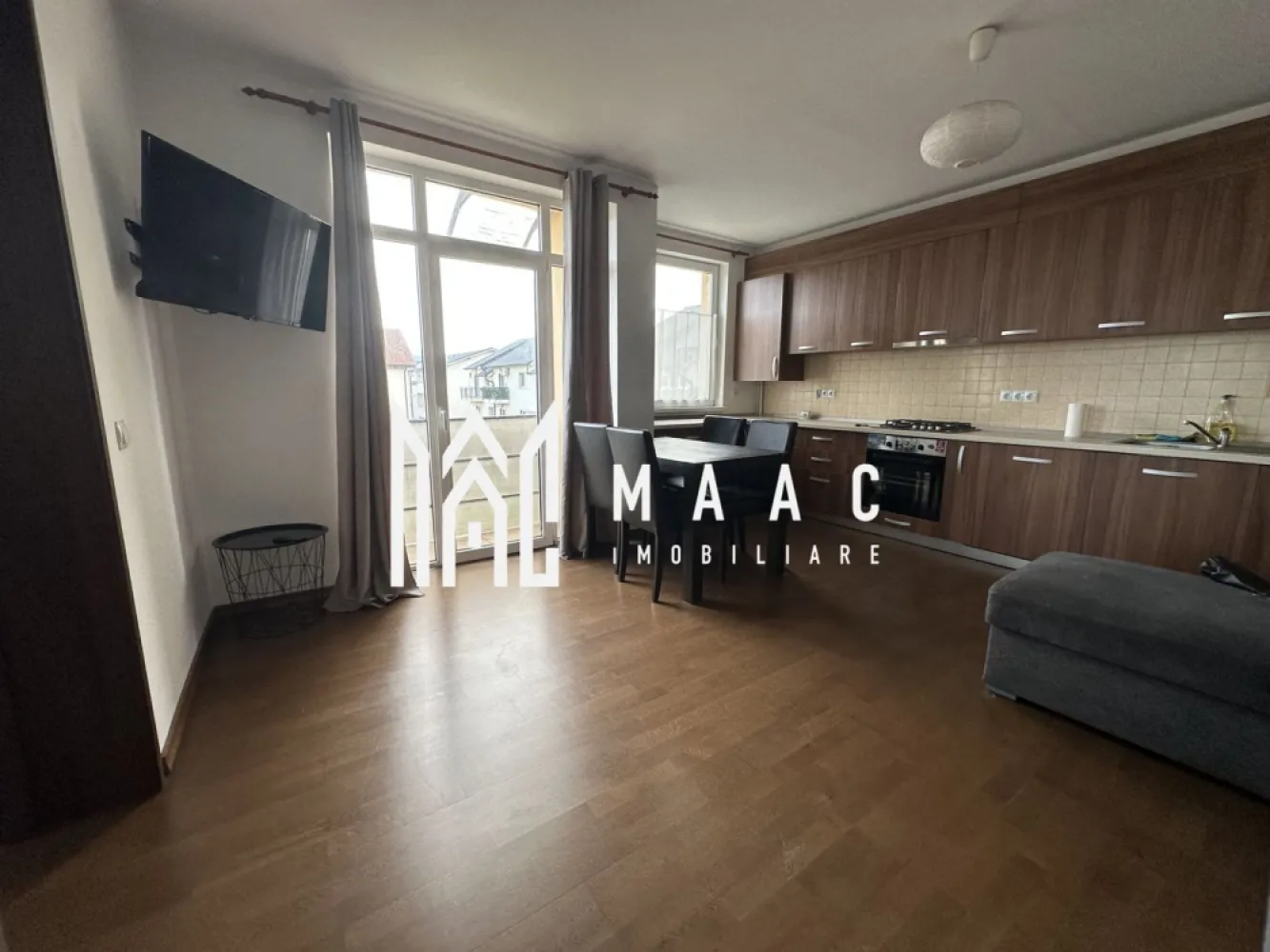 Apartament 3 Camere | 59 MP | Decomandat | 2 Balcoane | Imobil Tip Vilă