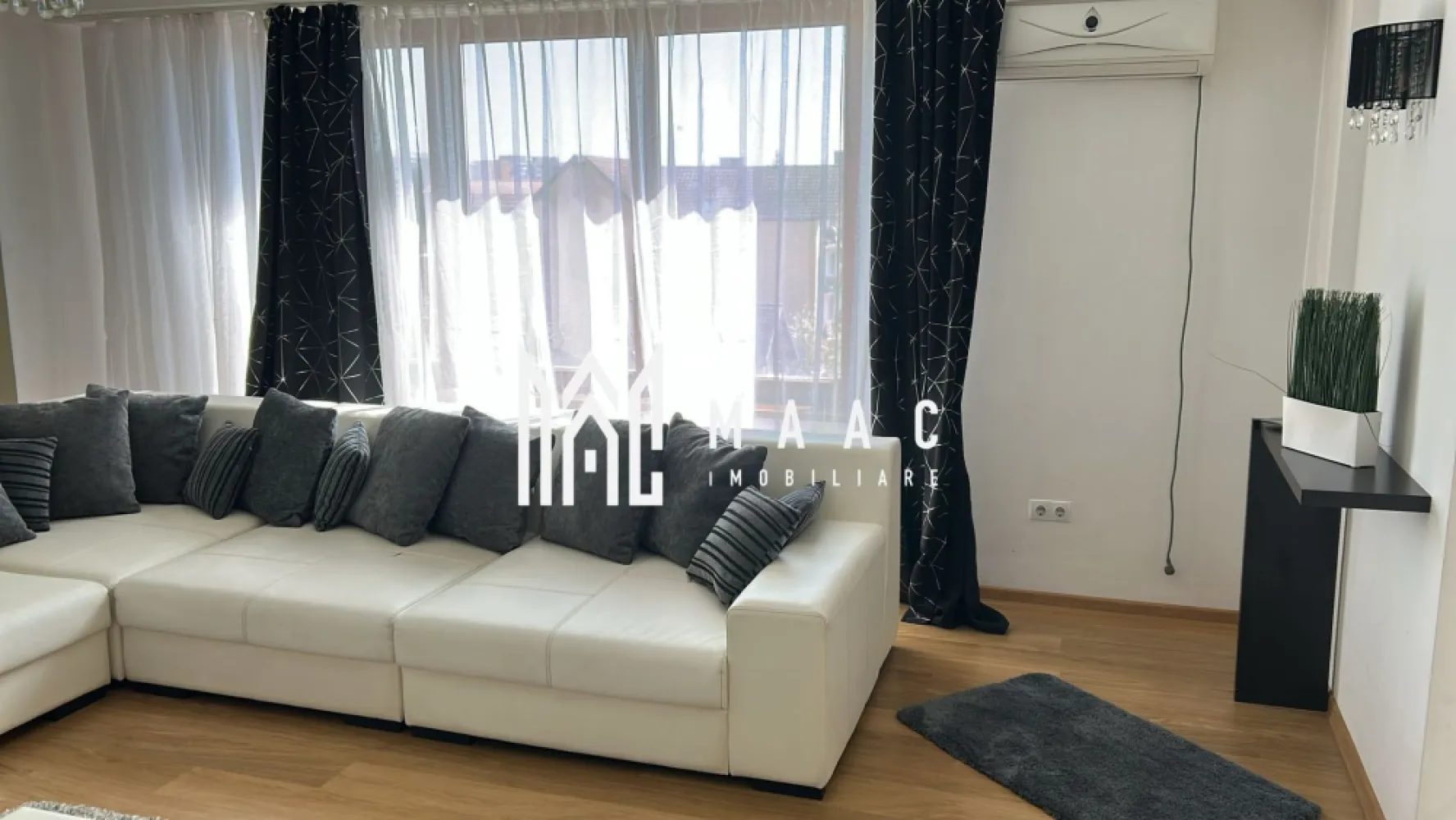 Apartament modern I 3 camere I 2 bai I Garaj I Lift