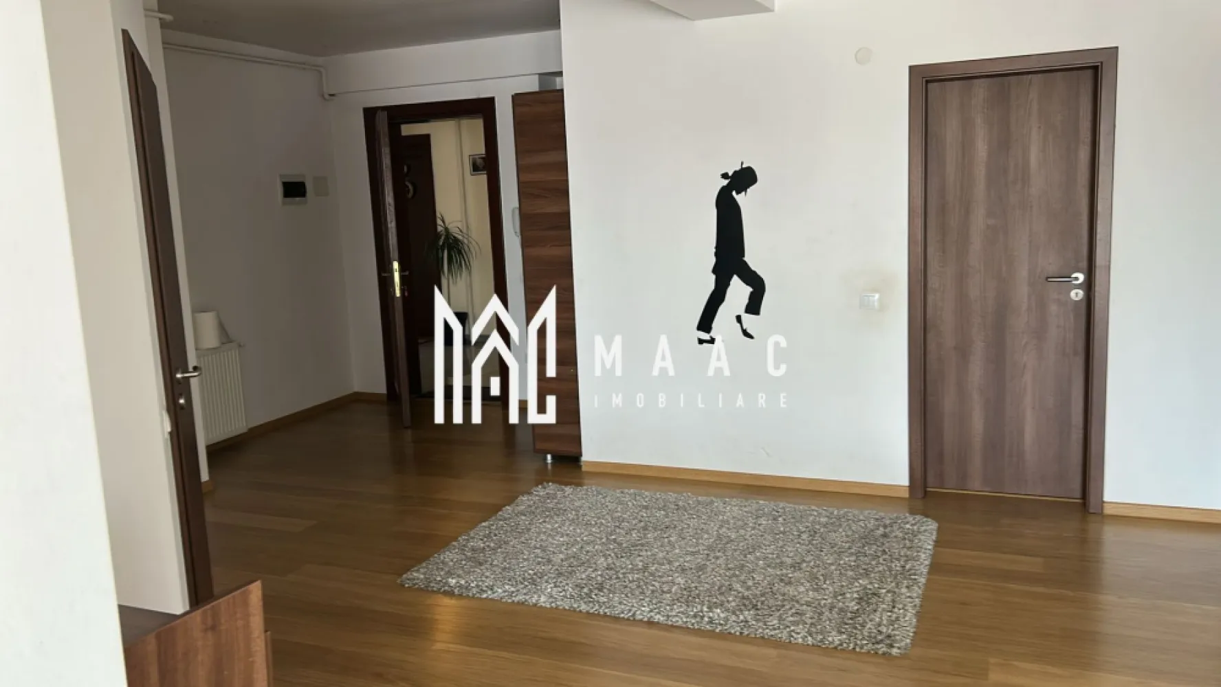 Apartament modern I 3 camere I 2 bai I Garaj I Lift