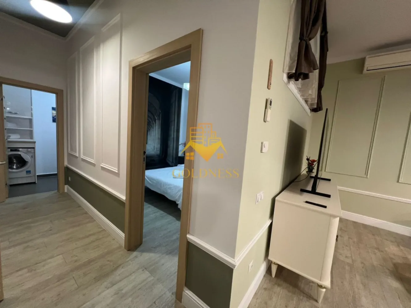 2 camere, UMF, Ultracentral, Piata Muzeului, Piata Unirii, Parcare