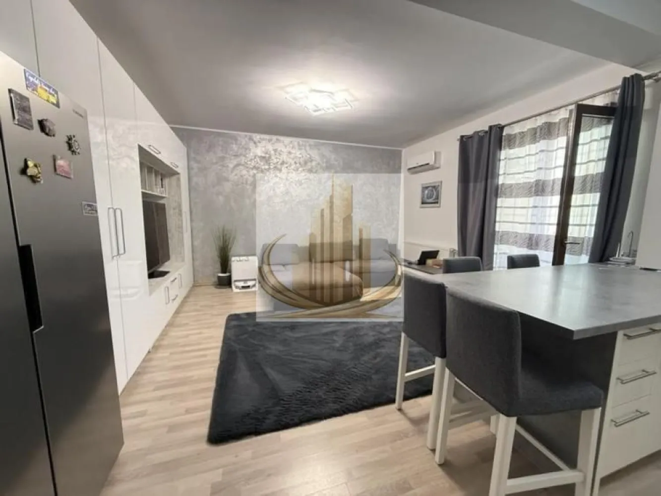 🏡 Apartament modern 2 camere, 53mpn+ balcon, parcare inclusă