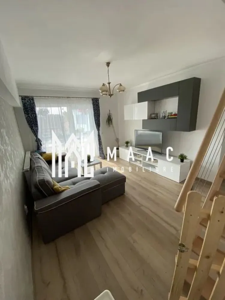Apartament 3 camere | Etaj 2 | 120 MP | 2Balcoane | Selimbar - MAAC Imobiliare va prezinta un apartament 3 camere situat la etajul 2 intr-o constructie noua in Selimbar.

1. Caracteristici generale:
Suprafață totală: 70 mp la primul nivel și 50 mp al doilea nivel.
Suprafata utila: 120 mp.
Construit în 2017
Bucătărie separată: Mobilată și utilată.
2 dormitoare și 2 băi
Balcon de 8 mp
Debara și 2 locuri de parcare incluse.

2. Design și confort:
Distribuție practică: Zona de zi la etajul inferior, dormitoare la mansardă.
Băi moderne: Două băi complete.
Debara inclusă.

3. Localizare:
Acces facil: Aproape de școli, magazine și transport public.

Pentru mai multe detalii precizati telefonic ca ati vazut anuntul cu ID: CP1778471