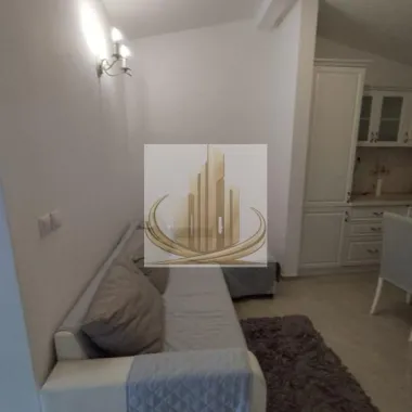 De inchiriat 2 camere la curte Circumvalatiunii