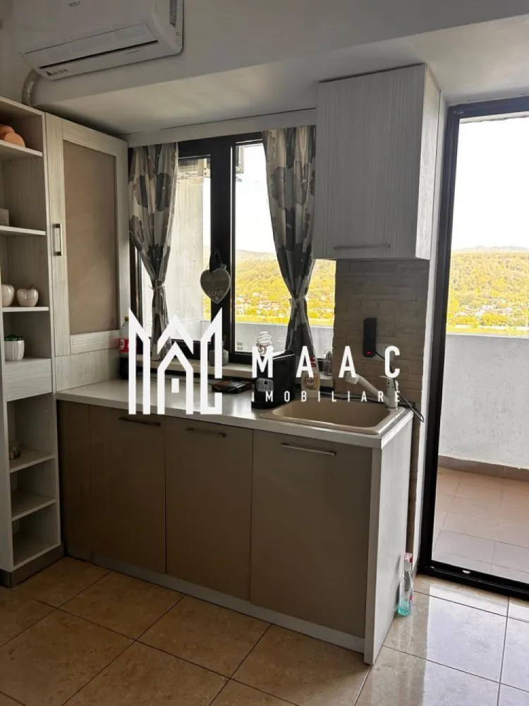 Apartament 3 camere, zona Kaufland Ostroveni