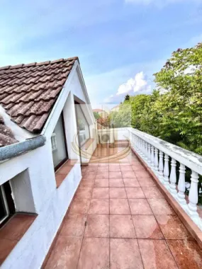 De Vanzare Duplex zona Lipovei 168mp 239000 Euro