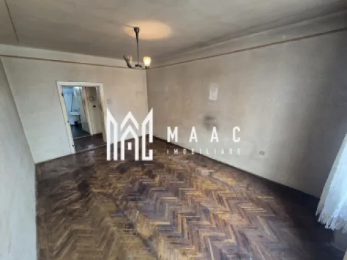 Apartament la casa 4 camere 300 teren zona Centrala