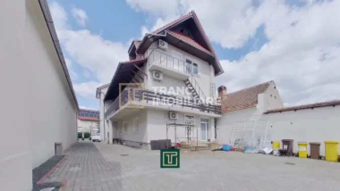 Pensiune de 3 stele cu 17 camere in stadiu final de renovare