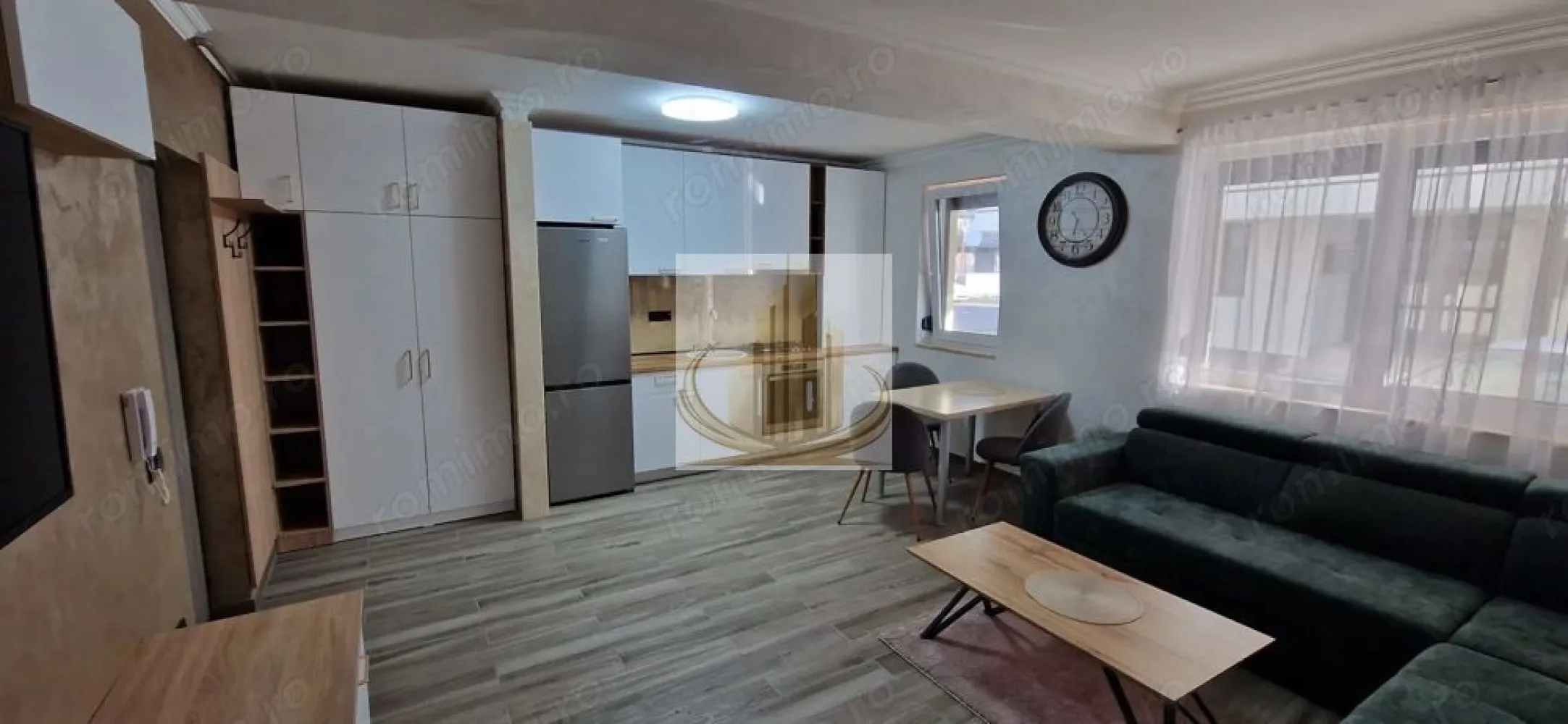 🏡Grand Mobilis vă propune spre vânzare ap premium 2 camere✨ - Iti doresti un apartament modern, fara bătăi de cap, Intr o zona liniștită și in plina dezvoltare? Acesta poate fi exact ce cauți! Grand Mobilis vă propune spre vânzare un apartament modern cu 2 camere, situat în zona Braytim, în apropiere de strada Muzicescu (str. Tosca), într-un imobil nou, construit în 2023. 🏡 Detalii proprietate: * Suprafață: 47 mp * Compartimentare practică * Situat la parter * Fără balcon / terasă ✨ Dotări și finisaje premium: * Centrală proprie * Încălzire în pardoseală * Termostat în fiecare cameră, inclusiv baie * Aer condiționat * Rulouri la geamuri * Baie modernă cu duș walk-in * Pereți finisați cu decorativă * Mobilier realizat la comandă, de foarte bună calitate 🛋️ Apartamentul se vinde complet mobilat și utilat, exact ca în fotografii – gata de mutare imediat 📍 Locație liniștită, cu acces facil către oraș. Imobilul aparține de Giroc. 📊 Costuri reduse de întreținere – impozit aproximativ 150 lei/an. ID intern CP3048999 }}