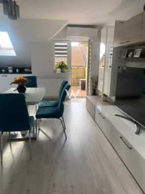 Vand apartamant 3 camere Șelimbăr.