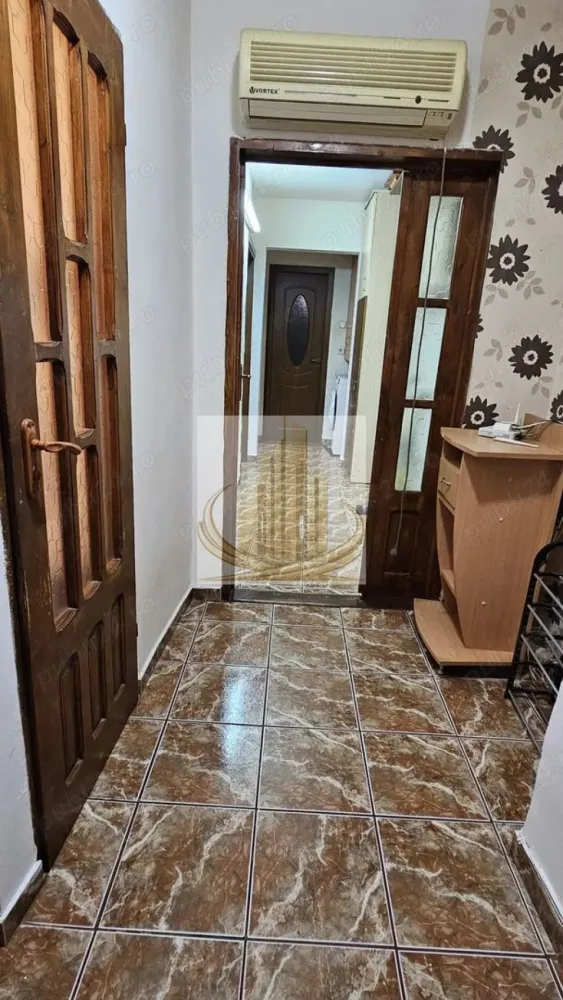 Apartament 3 camere + 2 băi | 70 mp | Decomandat | Zona Lunei