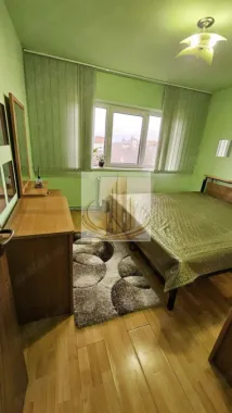 Apartament 3 camere + 2 băi | 70 mp | Decomandat | Zona Lunei