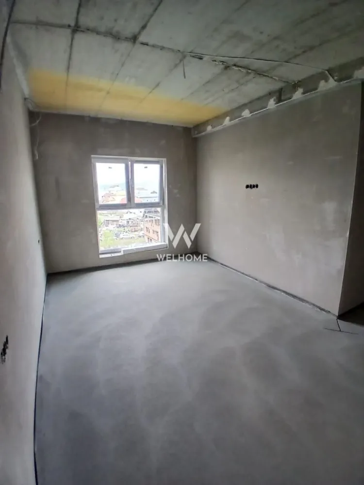 Penthouse cu terasă panoramică 90 mp și priveliște de vis