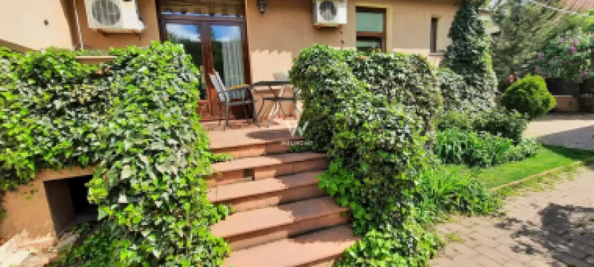 CASA LA CHEIE teren 1000 mp in Sibiu