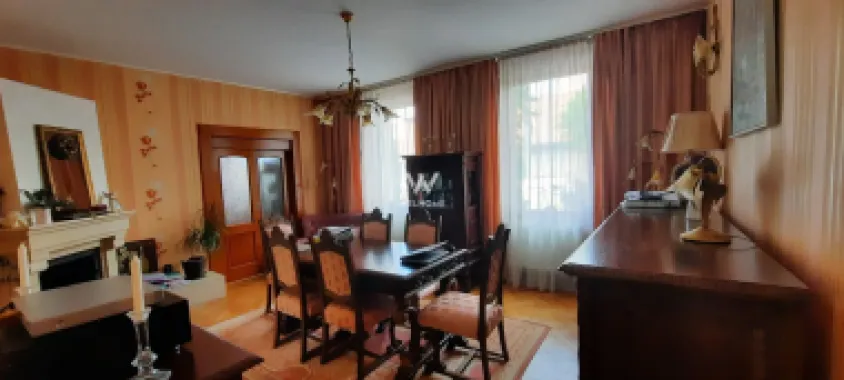 CASA LA CHEIE teren 1000 mp in Sibiu