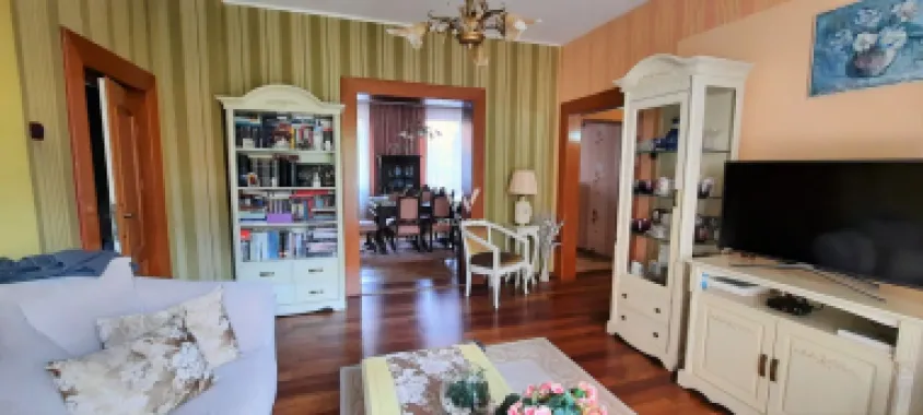 CASA LA CHEIE teren 1000 mp in Sibiu