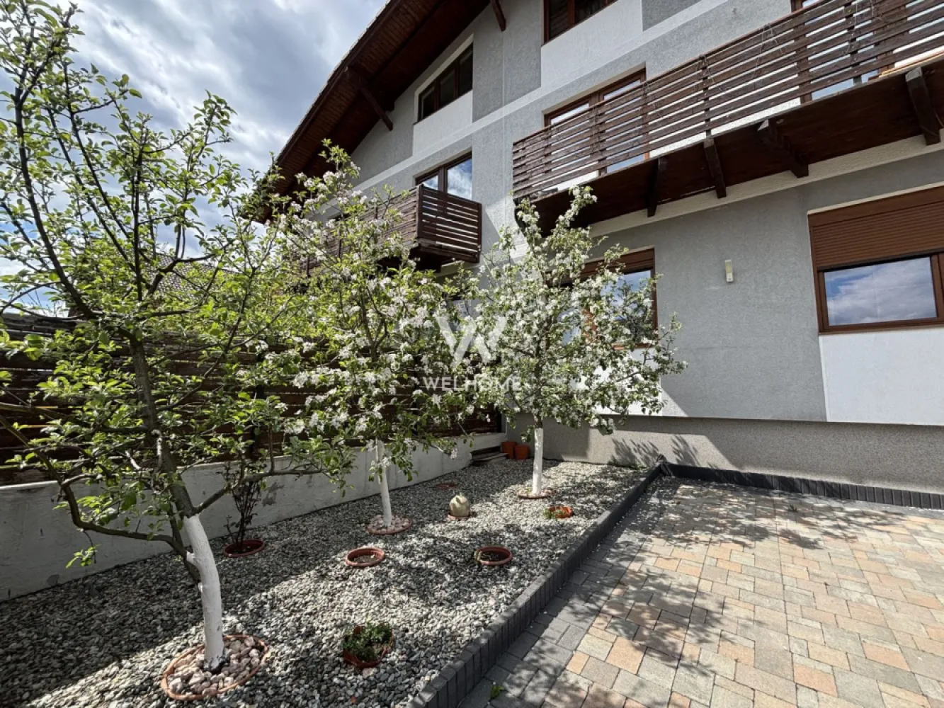 Casa 5 camere cu teren generos si CARPORT - Cartierul Arhitectilor