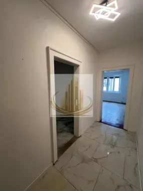 Apartament la Casă, Curte Privată, Bucătărie de Vară, Renovat, Lipovei