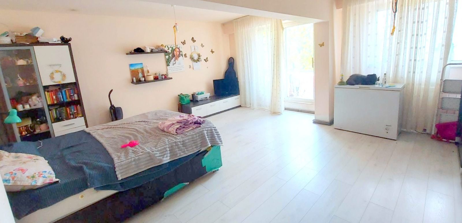 De vanzare apartament cu 4 camere, strada Anghel Saligny, 85.000 euro