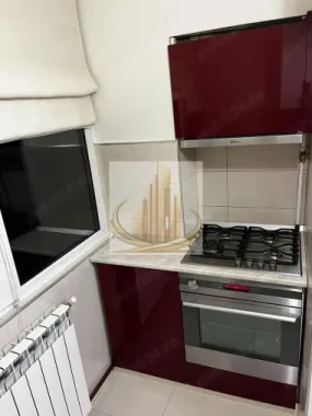 Apartament 3 camere, decomandat, zona Lunei