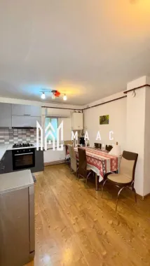 Vand apartament 3 camere