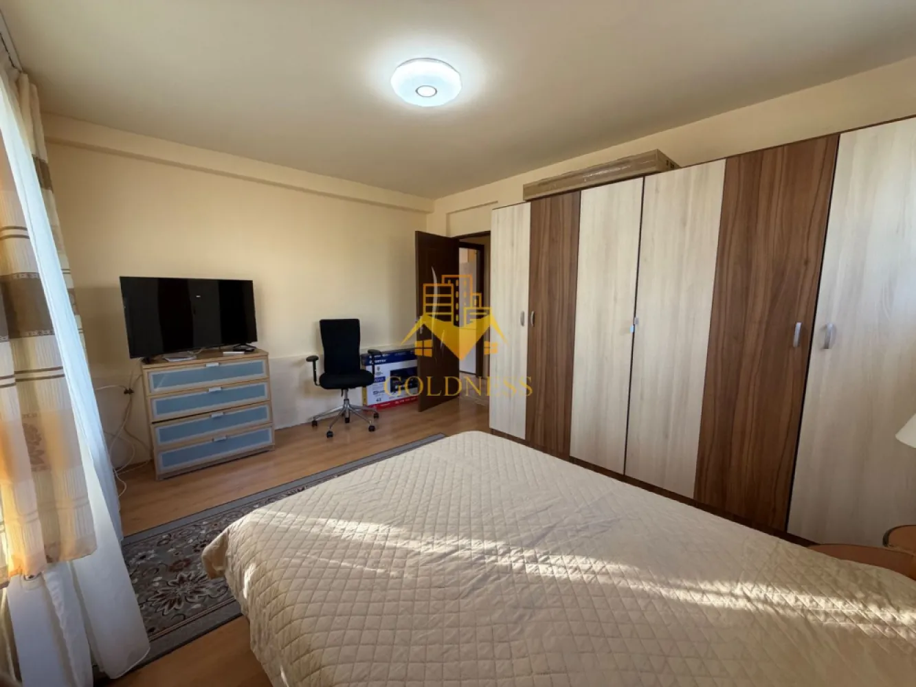 3 camere open space, parcare, Cartierul Borhanci, Romul Ladea, curte