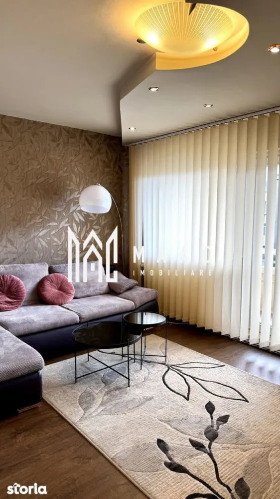 Apartament 3 camere | 71 Mp | Balcon | 2 Băi | Pivniță | Zona Terezian - MAAC Imobiliare propune spre vânzare: apartament spațios în Terezian, aproape de Centrul Vechi Vă prezentăm un apartament generos și foarte bine compartimentat, situat în cartierul Terezian, la doar 10 minute de mers pe jos de Piața Mică. Locația este ideală pentru cei care își doresc acces rapid către centrul orașului, dar și către punctele esențiale de interes zilnic. Detalii proprietate: Suprafață utilă: 71 mp Balcon: 4,21 mp Pivniță inclusă Etaj: 3 din 4 An construcție: 1987 Compartimentare: Hol generos Living luminos 2 dormitoare 2 băi Una cu Cada WC de serviciu Cămară și debara Apartamentul este poziționat pe colț, cu orientare sud-vestică, beneficiind de lumină naturală pe tot parcursul zilei și de o priveliște deschisă către munți. Se vinde complet mobilat și utilat: Electrocasnice Samsung (frigider, plită, cuptor) Mașină de spălat AEG Uscător Bosch Aer condiționat Centrală termică Vaillant Avantaje locație: Aproape de Centrul Vechi Două magazine Lidl în imediata apropiere Magazin Non Stop chiar peste drum Acces rapid către Shopping City Școli și grădinițe în zonă (Școala 13, Școala 18) Numeroase clinici și farmacii Ieșire facilă spre autostradă Parcare: Locuri disponibile în jurul blocului. Pentru mai multe detalii sau pentru a programa o vizionare, vă rugăm să ne contactați specificând ID:CP3043452 }}