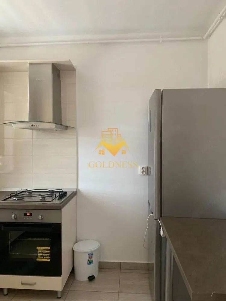 2 camere semidecomandate, balcon, parcare, Intre Lacuri, Iulius Mall