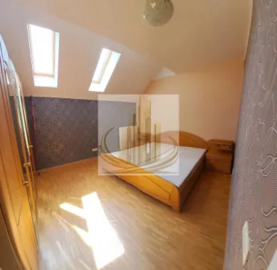 Casă Individuală | 200 mp utili | Garaj | Curte Mare | Dumbrăvița