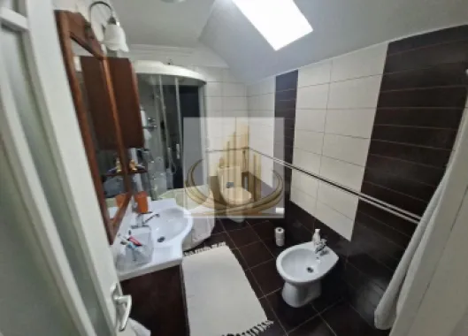 Casă Individuală | 200 mp utili | Garaj | Curte Mare | Dumbrăvița