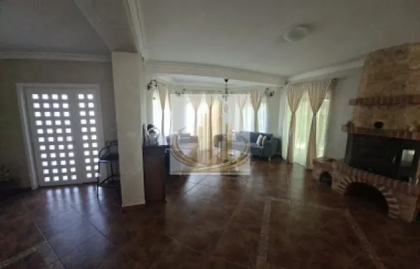 Casă Individuală | 200 mp utili | Garaj | Curte Mare | Dumbrăvița