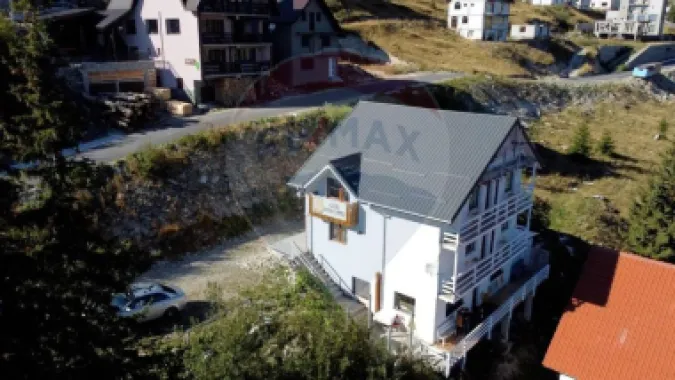 Cabană/Pensiune exclusivistă în Rânca