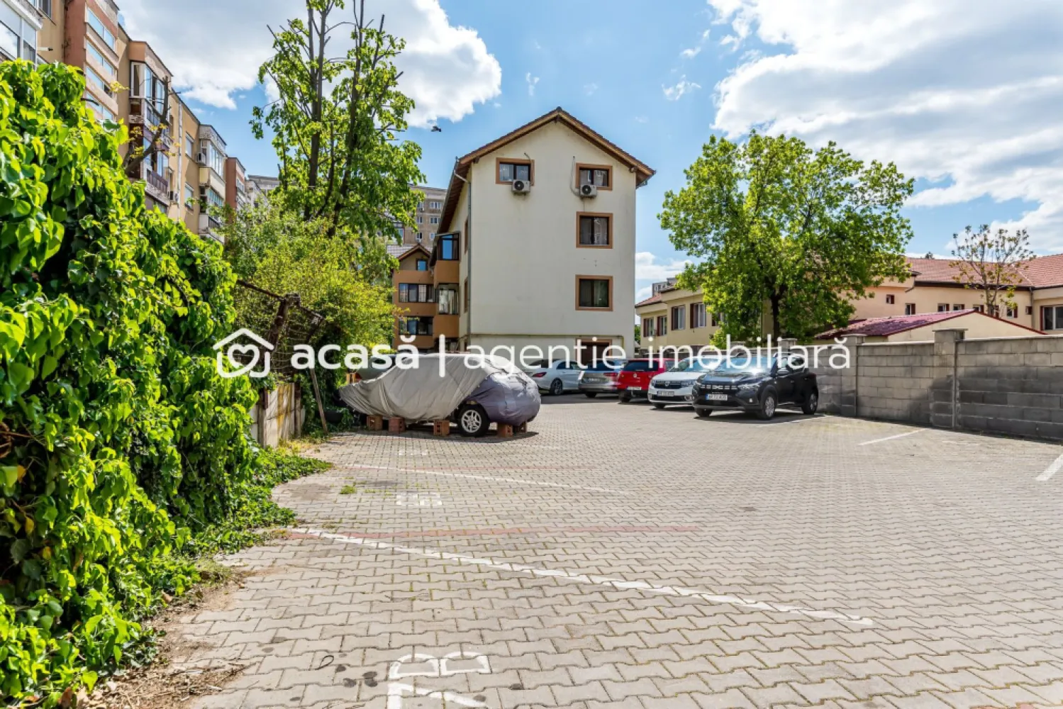 Apartament cu 2 dormitoare și loc de parcare - 0% COMISION