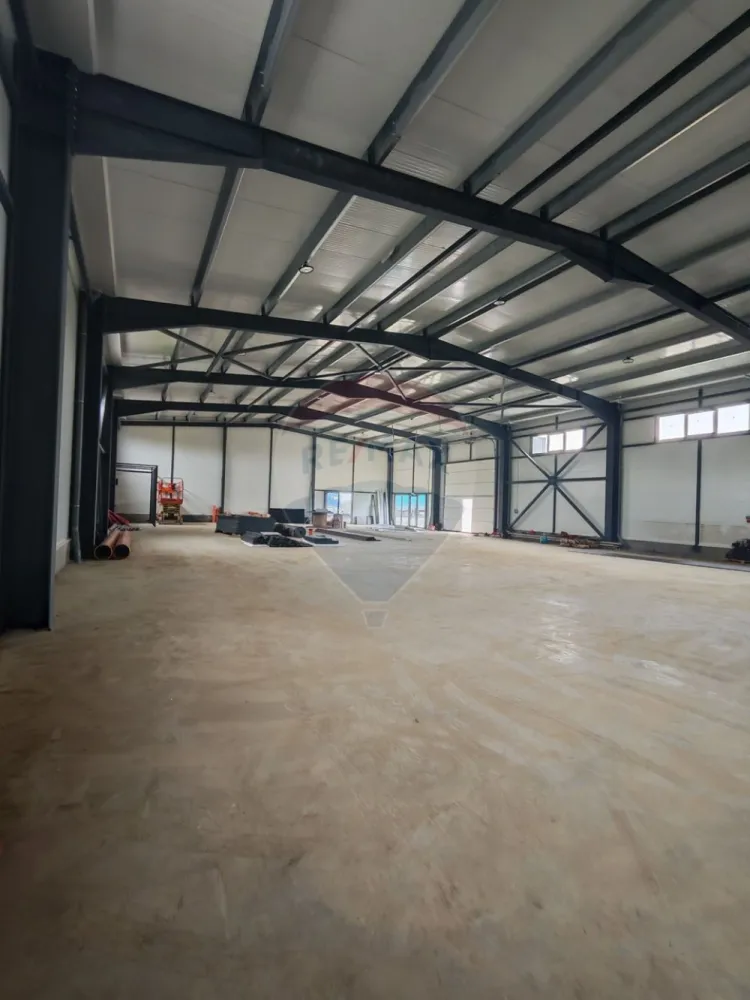 Hală 600 mp – ideală pentru logistică și distribuție